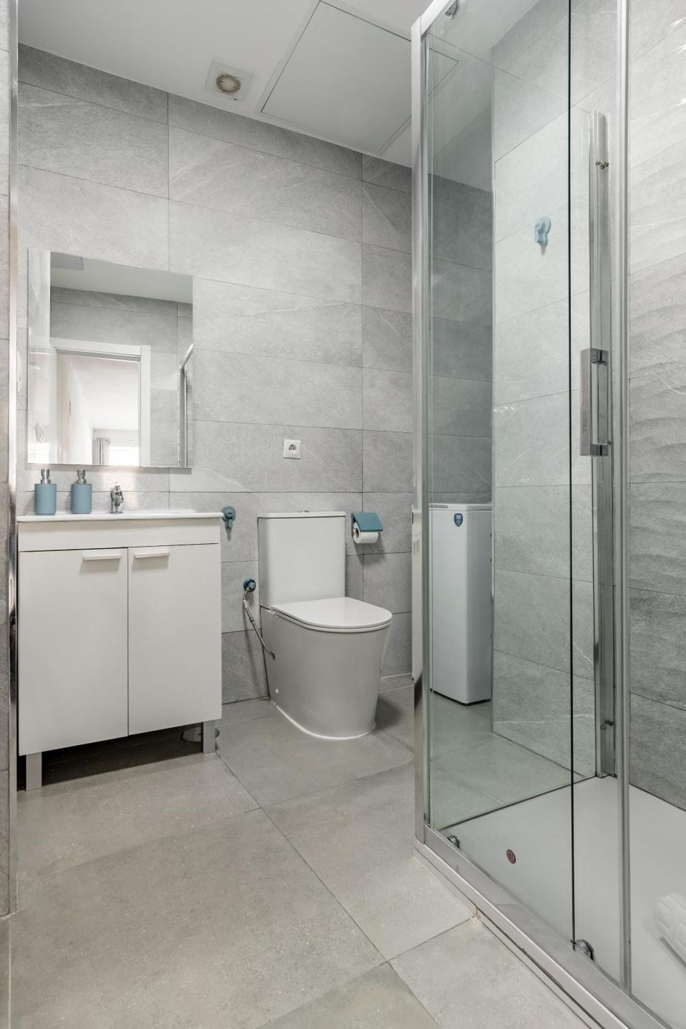 Appartement Charming Lucero à Madrid Extérieur photo