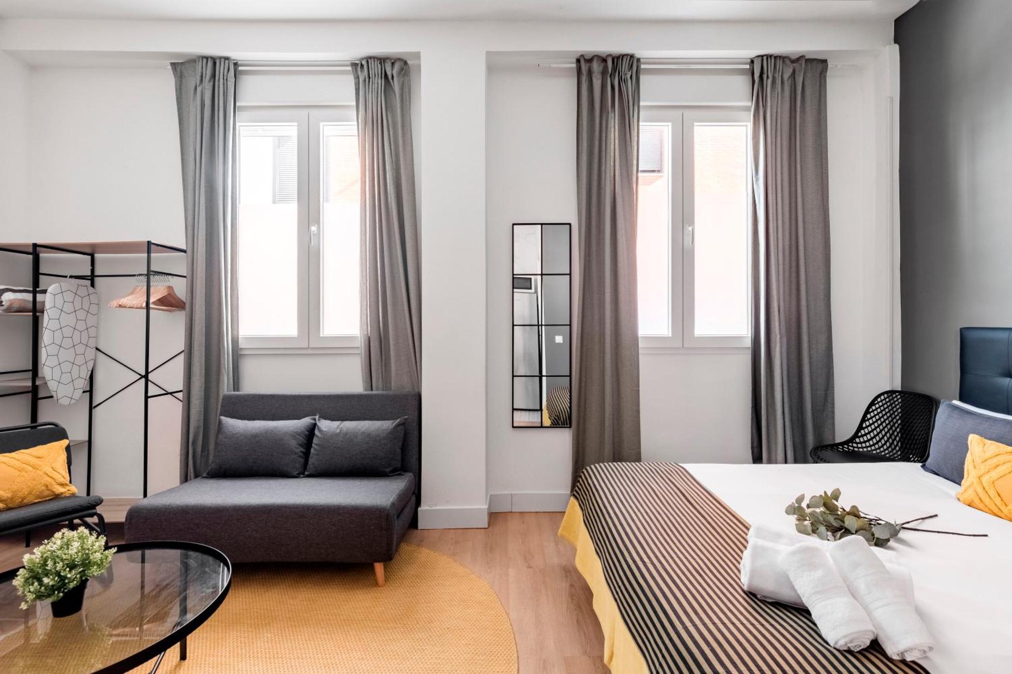 Appartement Charming Lucero à Madrid Extérieur photo